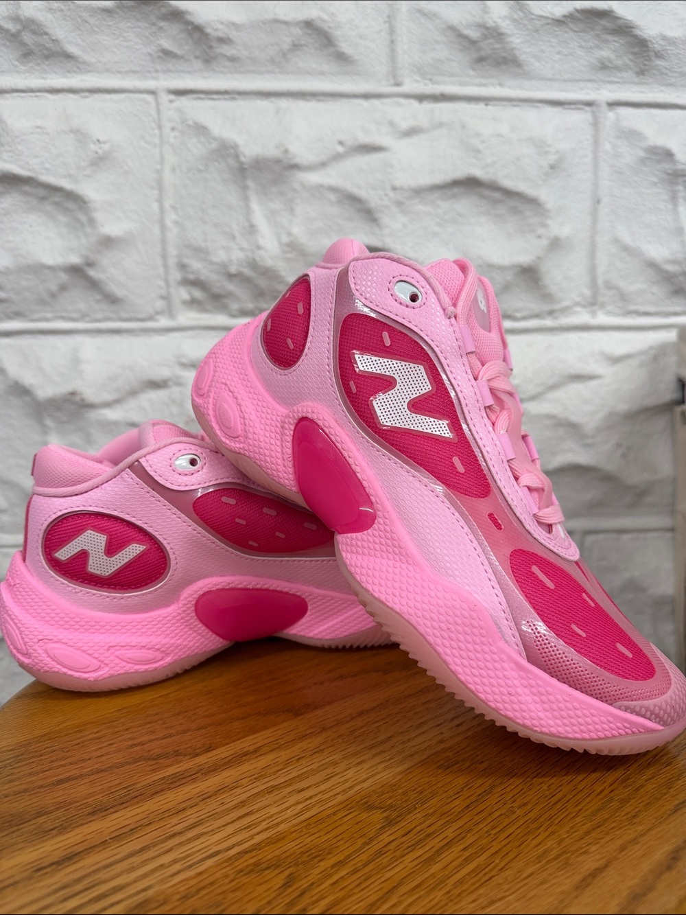 New Balance Fresh Foam BB V3 BBFRSYK3 Orbit Pink Width 2E Basketball